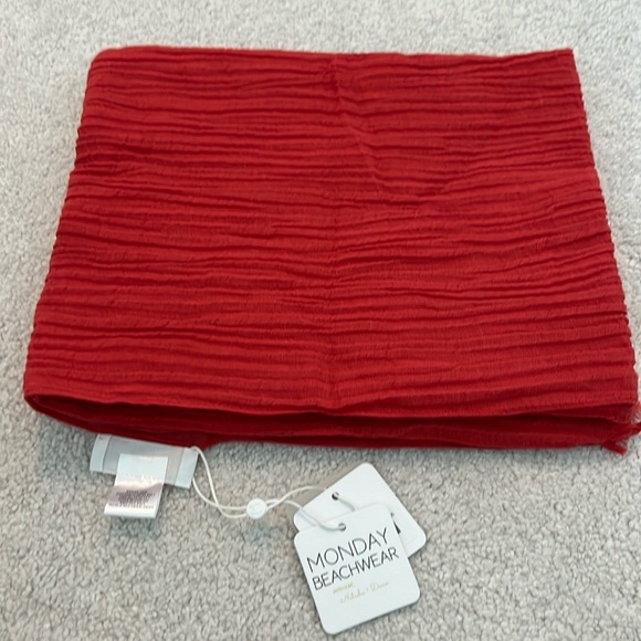 Mykonos sarong in Sangria crinkle - Picture 2 of 4